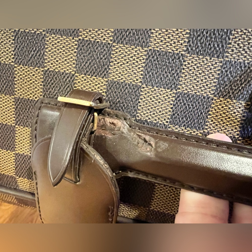 Louis Vuitton suitcase about 26x18x10 inches - Picture 13 of 16